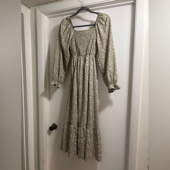 By the river green with white floral dress women size S - Picture 3 of 5